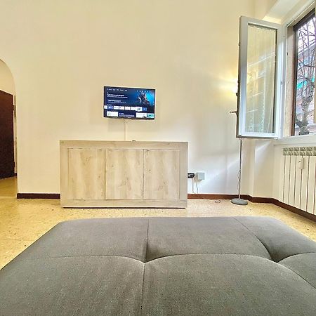 Navigli Style, Tra Metropolitana Famagosta, Comfort E Modernita Διαμέρισμα Μιλάνο Εξωτερικό φωτογραφία